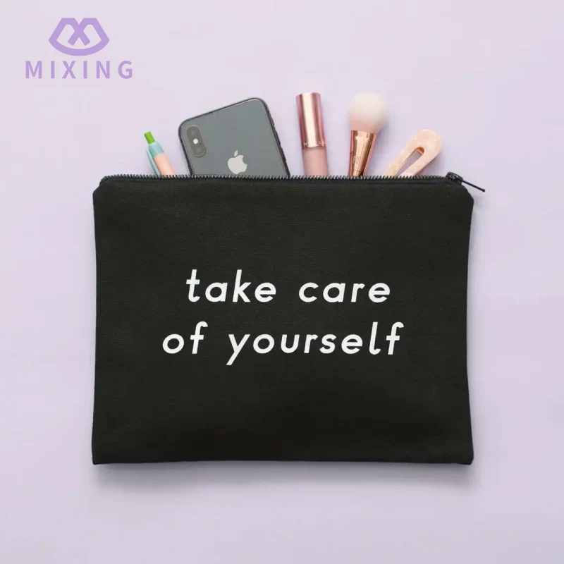 Czarna bawełniana kosmetyczka