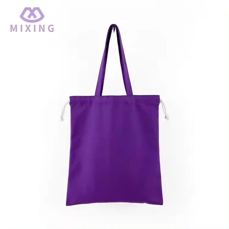 Płócienna torba na ramię ze sznurkiem